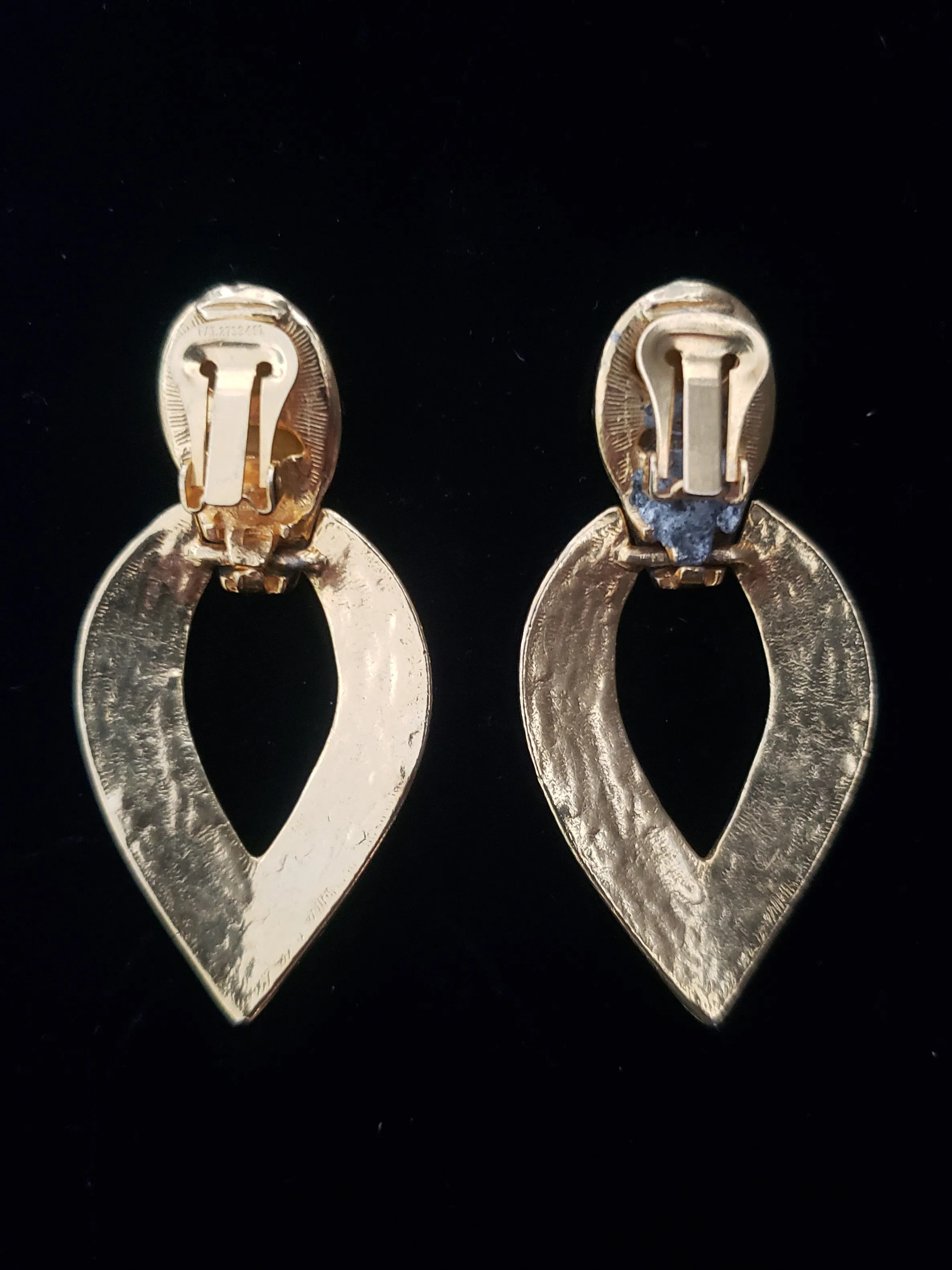 1980s Vintage Tiger's Eye and Gold Tone Drop Earrings