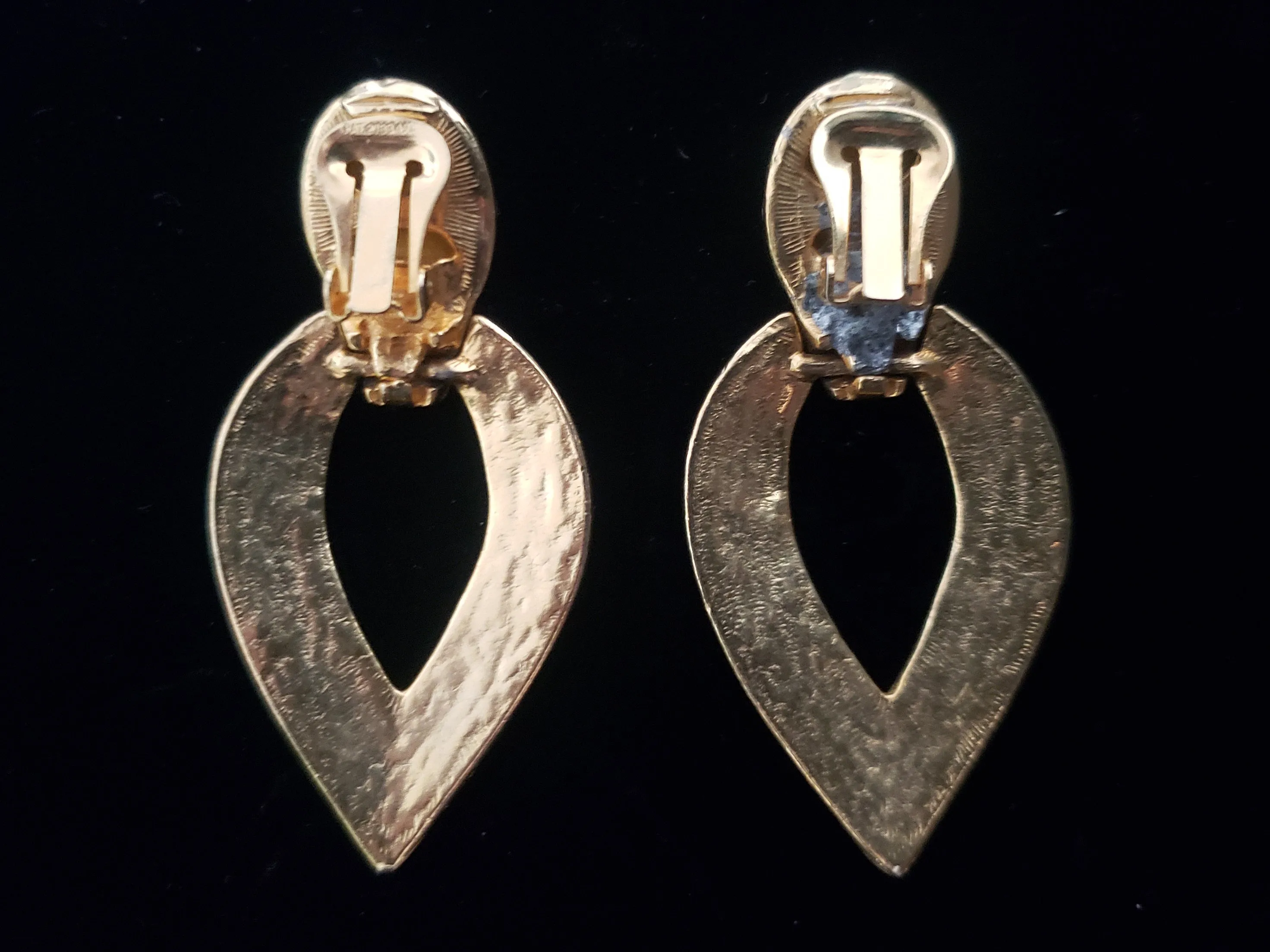 1980s Vintage Tiger's Eye and Gold Tone Drop Earrings