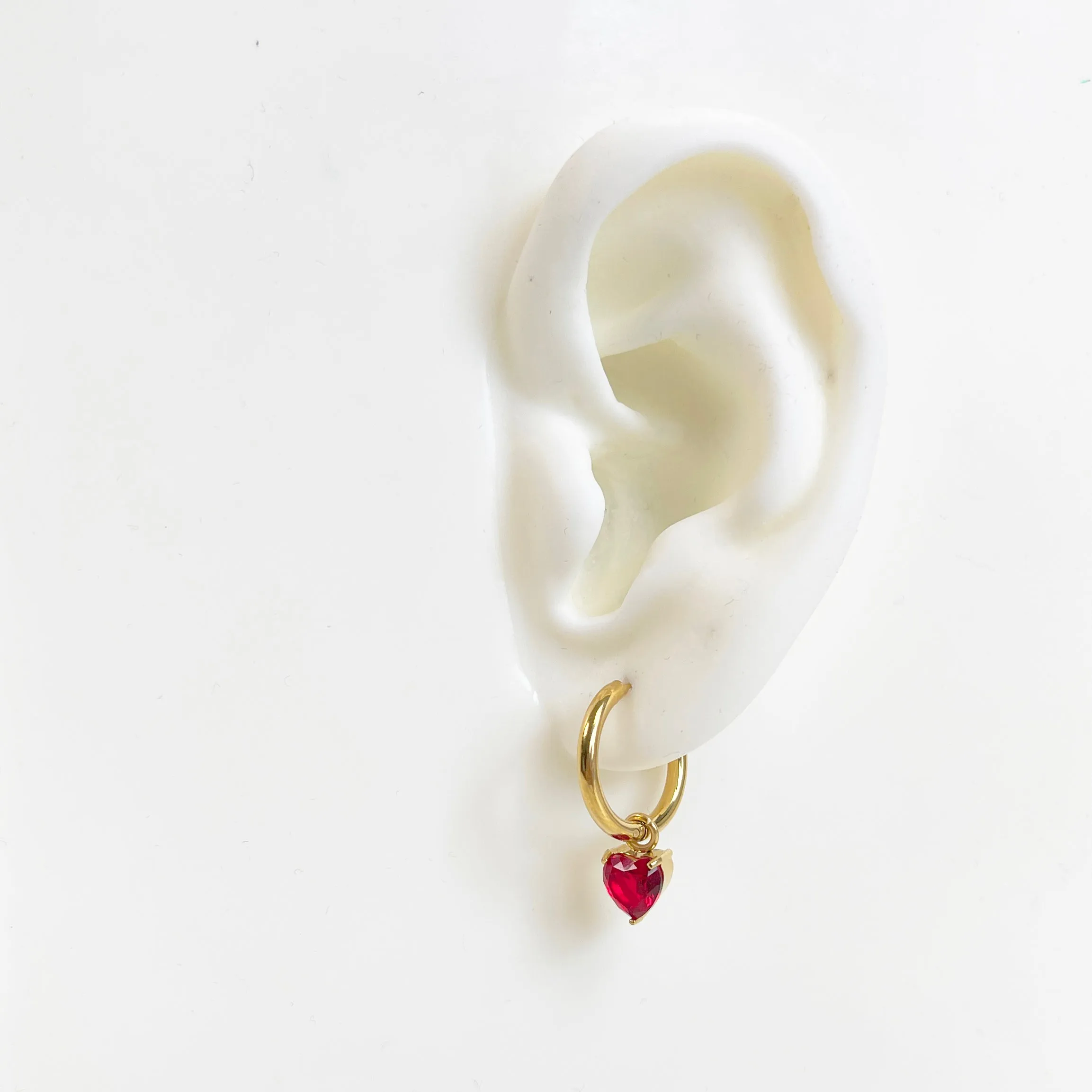 E169 dainty ruby red heart dangle earrings