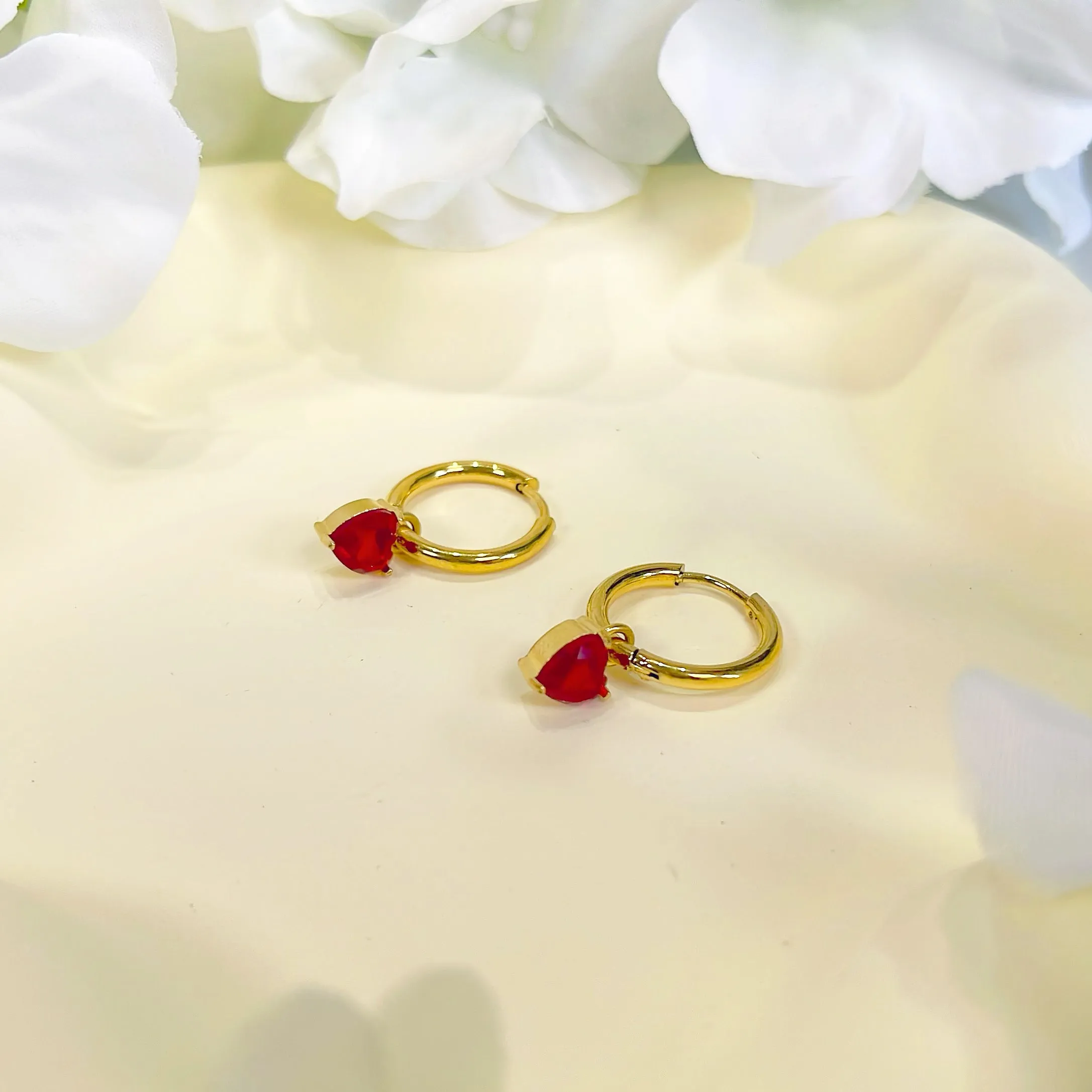 E169 dainty ruby red heart dangle earrings