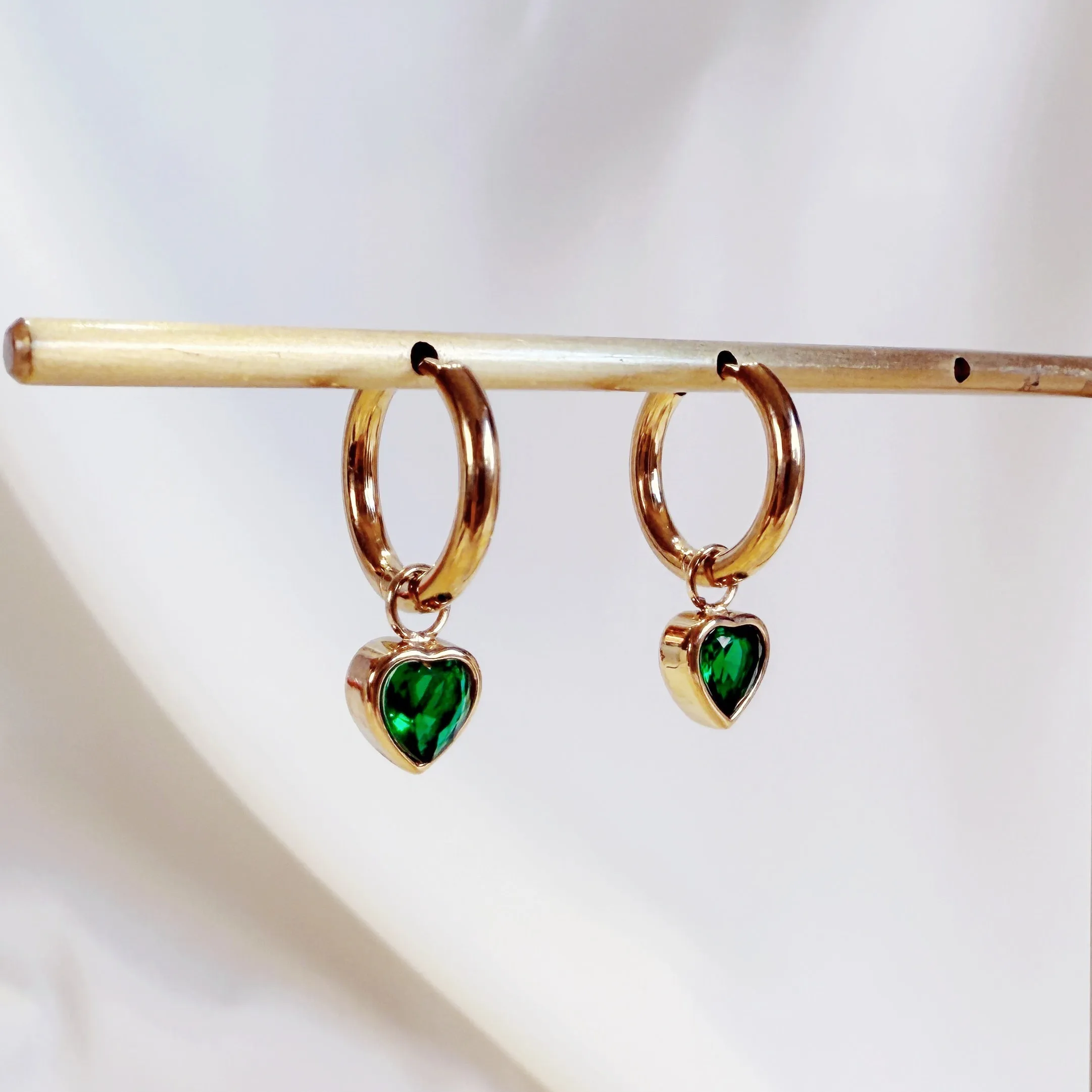 E199 gold dainty heart dangle huggie hoop earrings