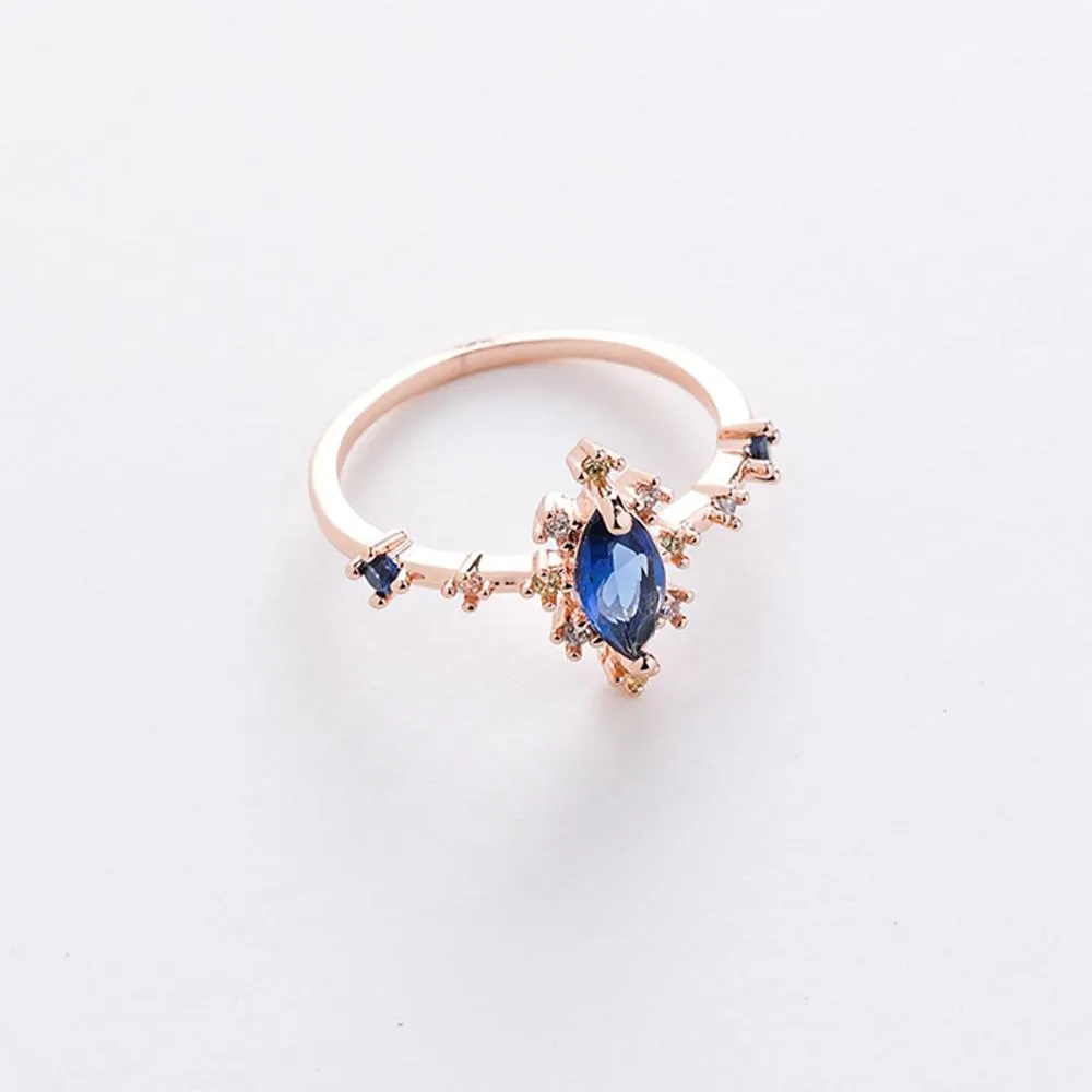 Elegant Micro-Inlaid Flower Crystal Rings