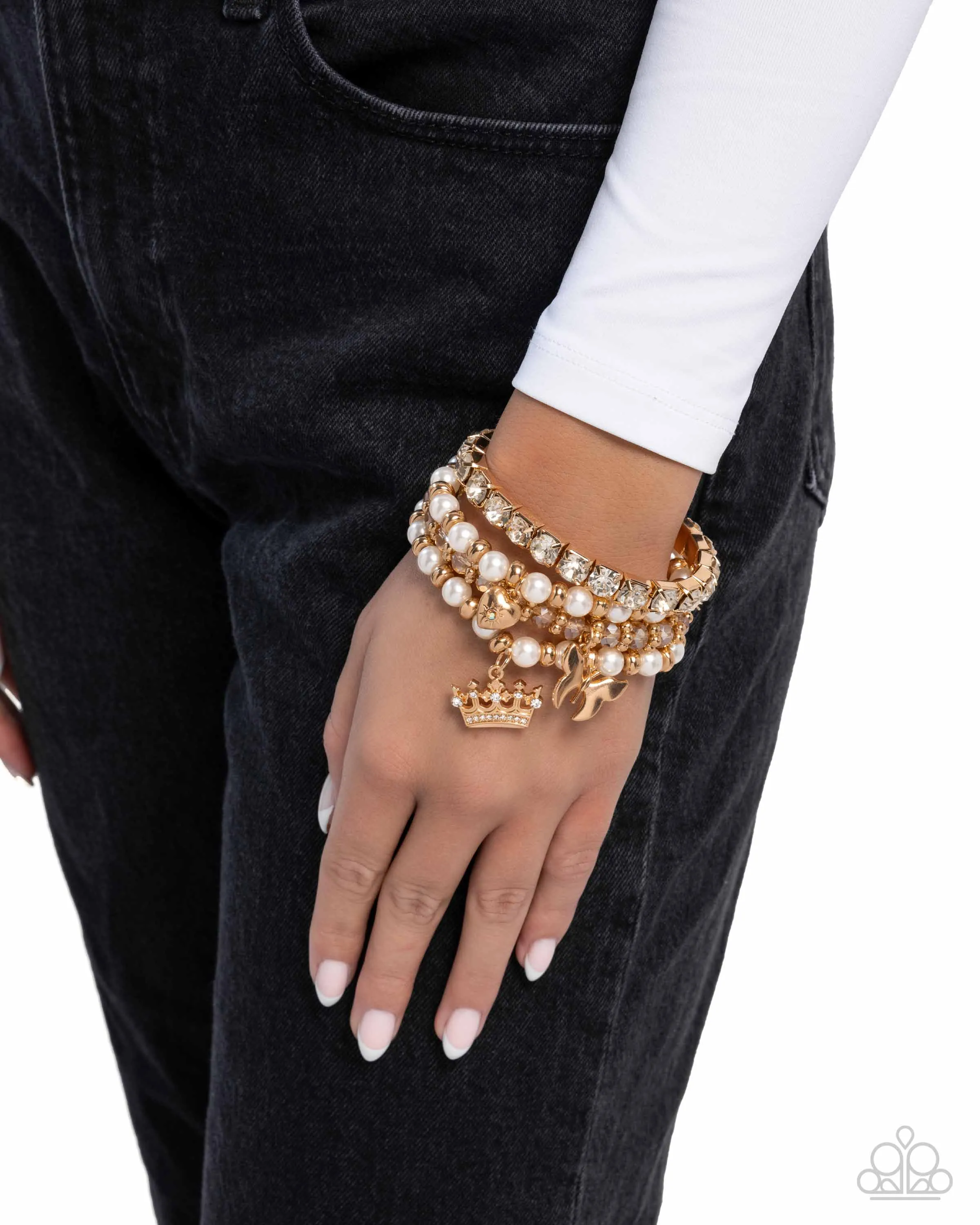Feminine Charm • Gold