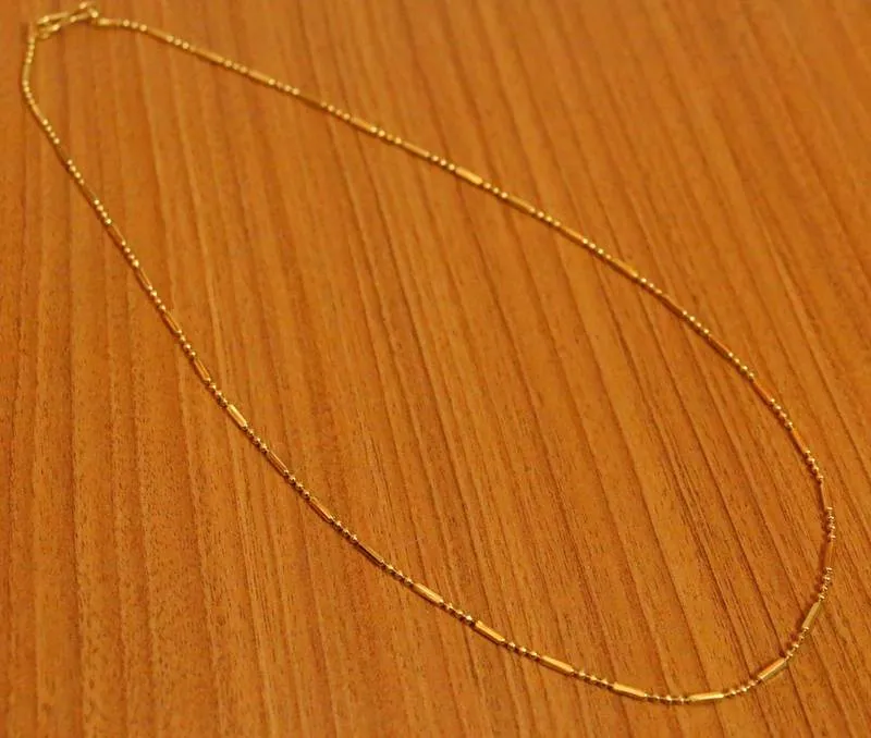 GOLD NECKLACES