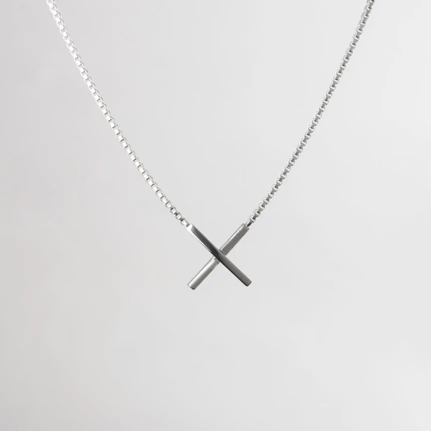 X NECKLACE